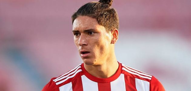 مانشستر سيتي ينافس دورتموند لضم داروين نونيز