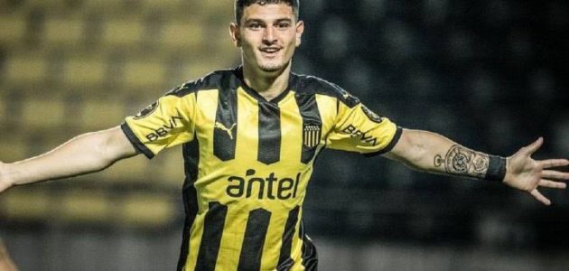 برشلونة وريال مدريد يتنافسون لضم شاب بينارول