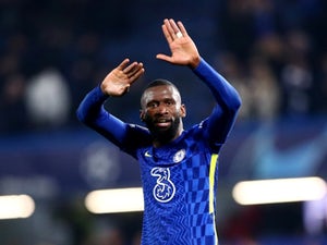مانشستر يونايتد يجهز عرض ضخم لمدافع تشيلسي