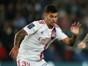 لاعب خط وسط ليون ينضم لنيوكاسل يونايند