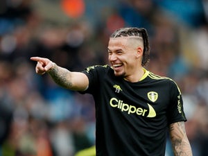 أرسنال ينضم لسباق التعاقد مع لاعب وسط ليدز