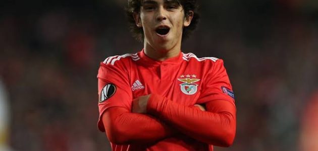 أرسنال مستعد للتنافس مع تشيلسي على توقيع مهاجم أتليتيكو مدريد
