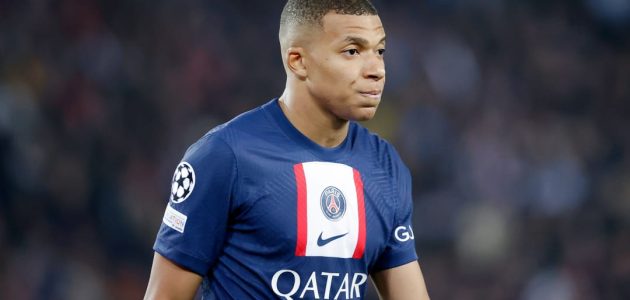 باريس لم يطالب مبابي بالرحيل عن النادي
