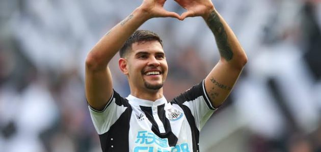 مانشستر يونايتد يستعد للتعاقد مع لاعب خط وسط نيوكاسل يونايتد