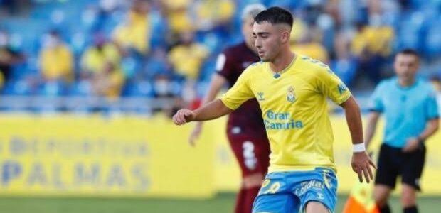 ريال مدريد ينافس برشلونة وليفربول لضم ألبرتو موليرو