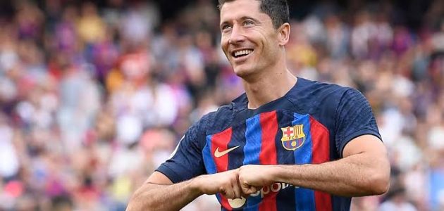 كيليان مبابي طلب من النادي التعاقد مع روبرت ليفاندوفسكي