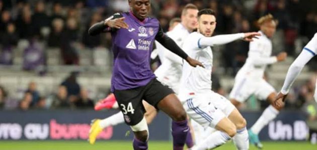 ليفربول يفكر في التعاقد مع لاعب وسط بوروسيا مونشنجلادباخ كواديو كوني