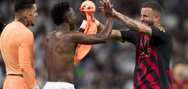 كايل ووكر أعترف بأنه احتضن فينيسيوس جونيور بعد مباراة الذهاب في نصف نهائي دوري أبطال أوروبا